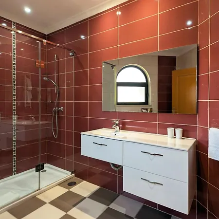 Casa Dos Pinheiros, Sesmarias, Prázdninový dům