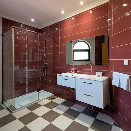 Casa Dos Pinheiros, Sesmarias, Albufeira