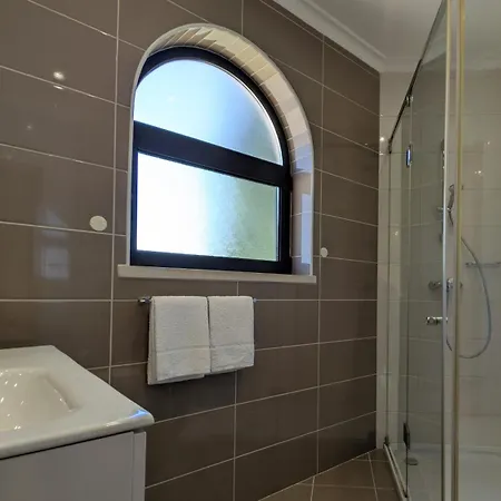 Casa Dos Pinheiros, Sesmarias,