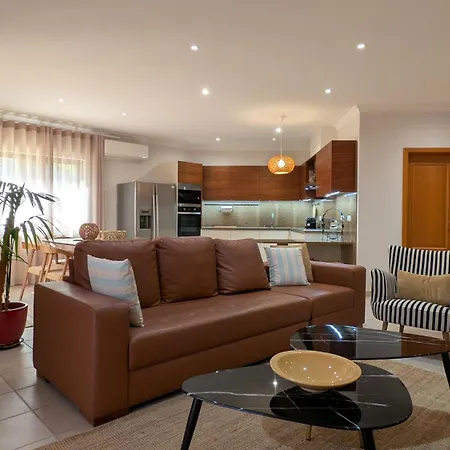 Casa Dos Pinheiros, Sesmarias, Albufeira