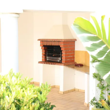Villa Pinetree Seaside, Albufeira Feriehus *
