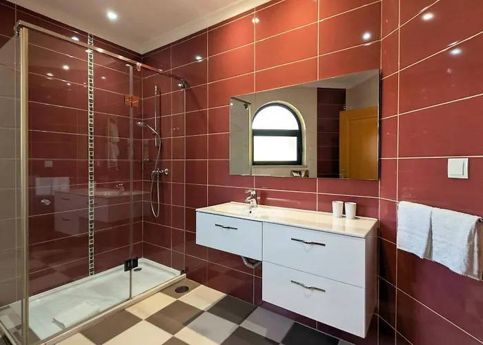 Villa Pinetree Seaside, Albufeira Vakantiehuis